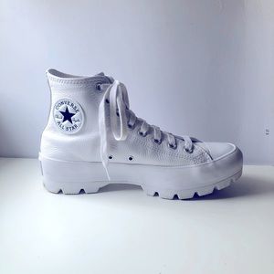 Chuck Taylor All Star Lug Sole Sneaker Boots